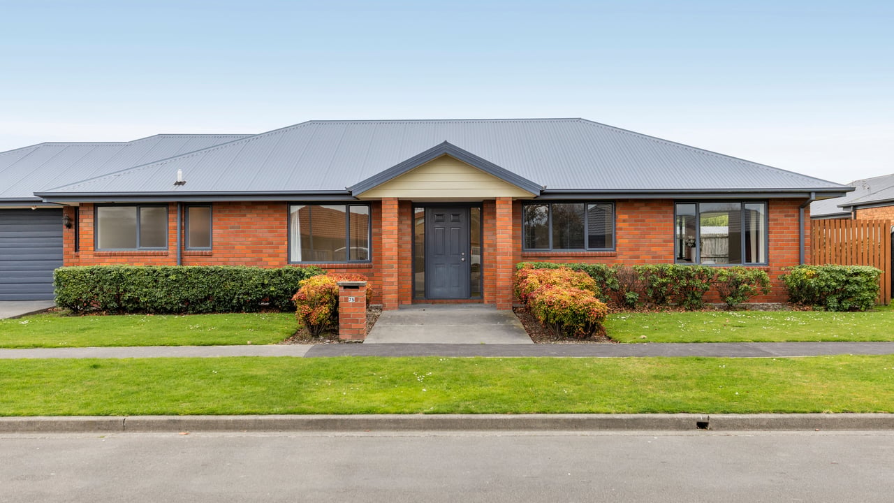 Property main image
